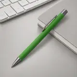 зеленый