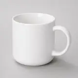 белый