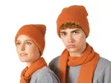 оранжевый