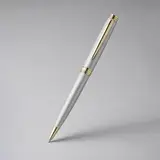 серебристый