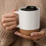 белый