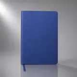 синий