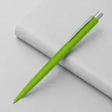 зеленое яблоко