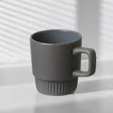 серый