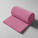 розовый