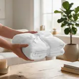 белый