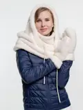 молочно-белый