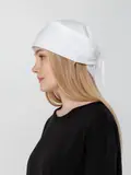 белая