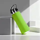 зеленое яблоко