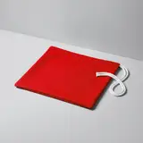 красный