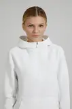 молочно-белый